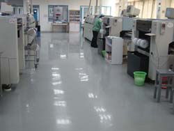 环氧防静电地坪漆 广州建材市场中的关键电子厂地板解决方案