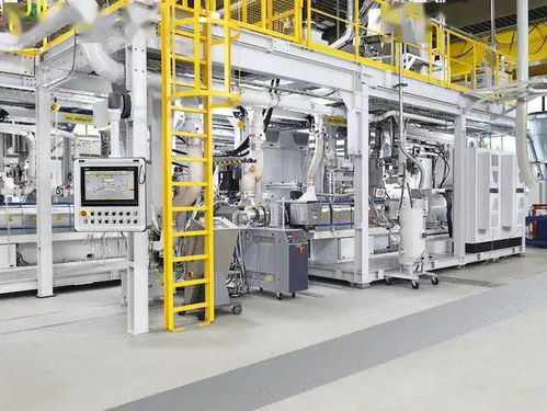 克劳斯玛菲研发中心开放先进再混料生产线，赋能地坪材料创新与购销新生态